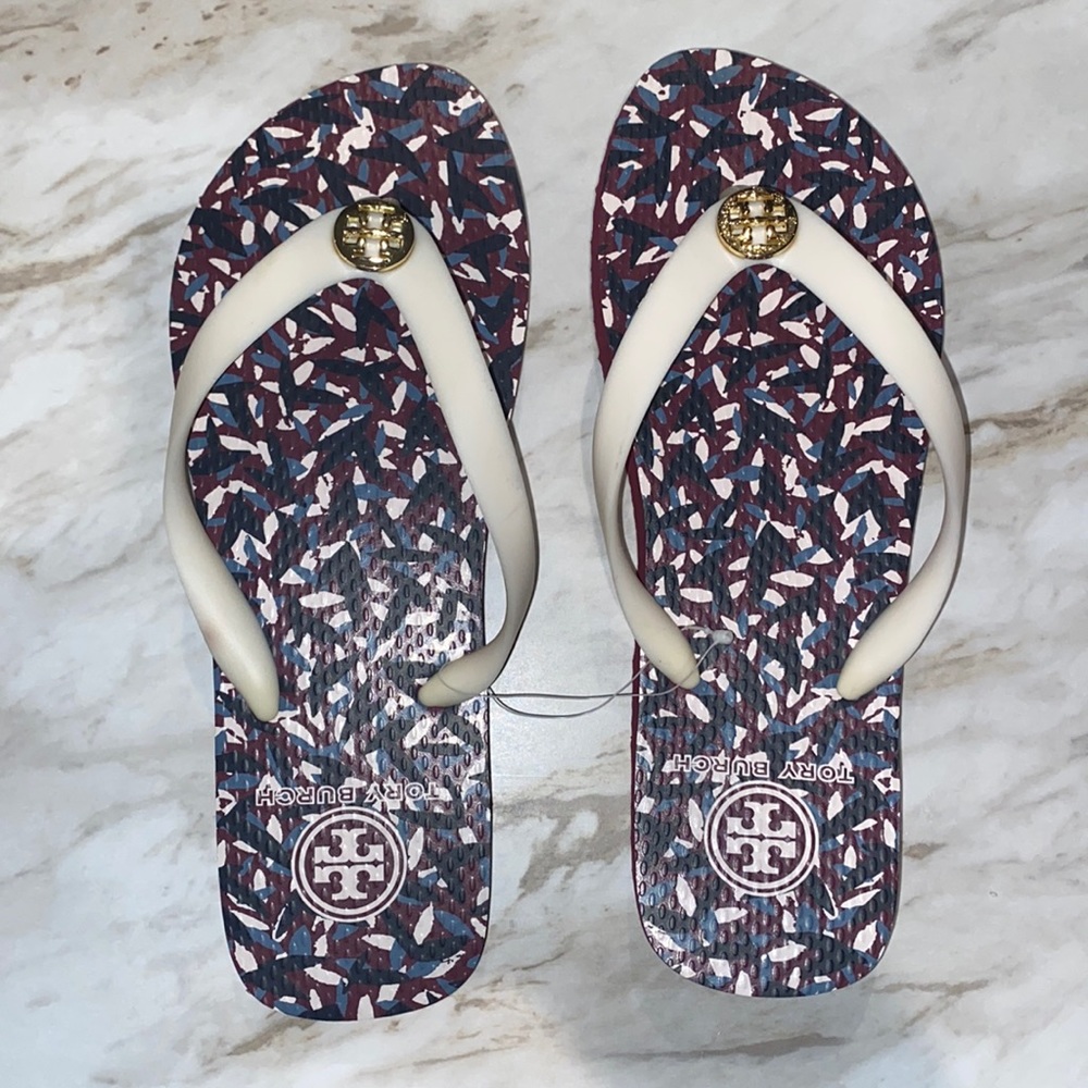 Brand New Tory Burch Flip Flops💙💜